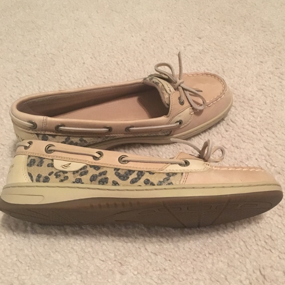 Sperry’s - Picture 2 of 4
